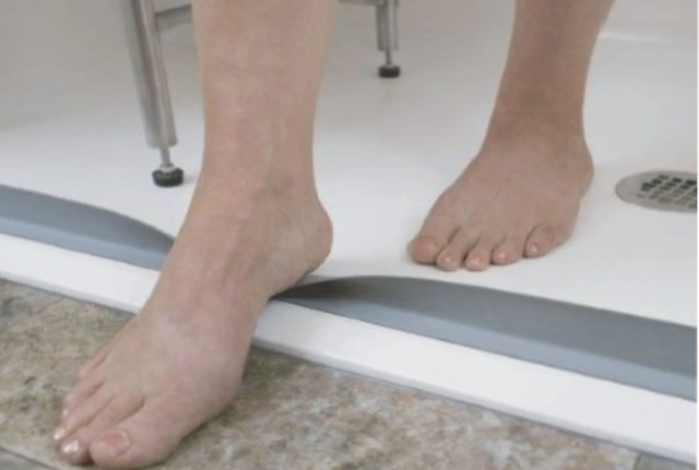 the solution for your slippery tub